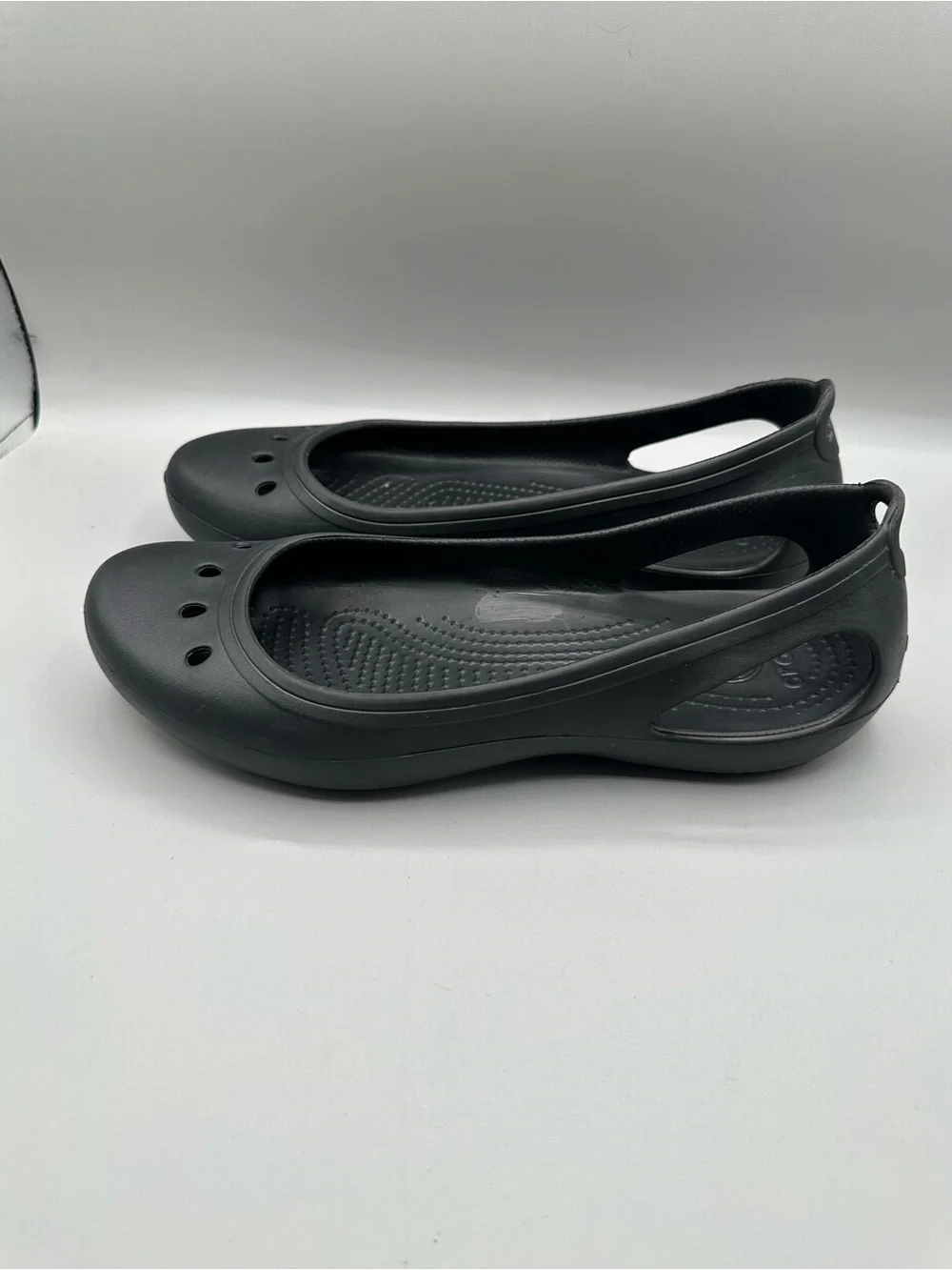 Crocs Kadee Flats Women 9 Black Molded Ballerina Heel Cutouts